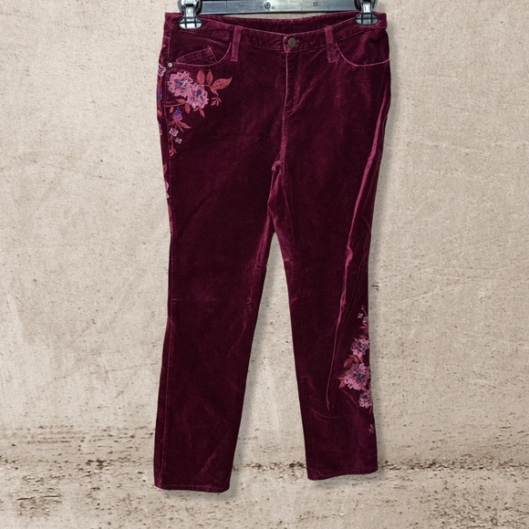 Sundance Red Straight Leg Jeans with Floral Embroidery - Picture 1 of 5